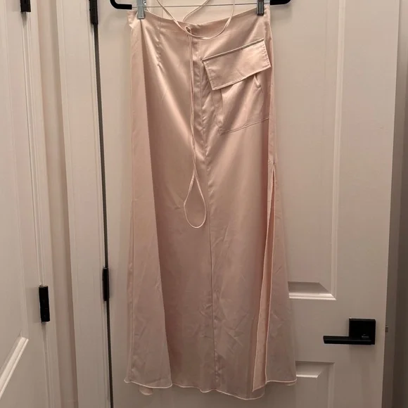 Zara satin maxi skirt - Picture 2 of 7